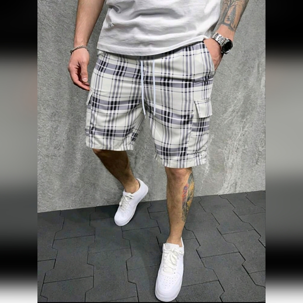Manfinity Homme Men Plaid Print Drawstring Waist Shorts
